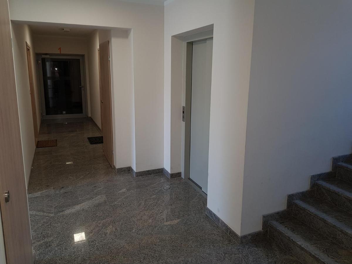 شقة Wyspa Uznam Promenada سفينويتشي المظهر الخارجي الصورة